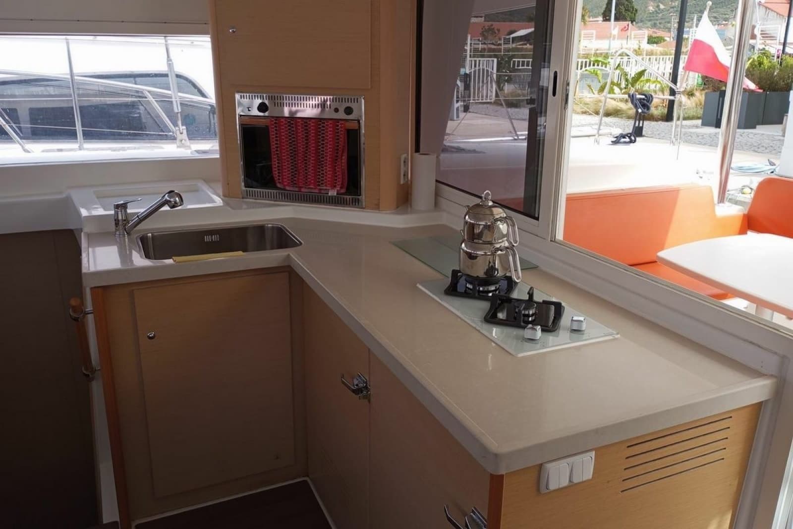 2010 Lagoon 400 S2