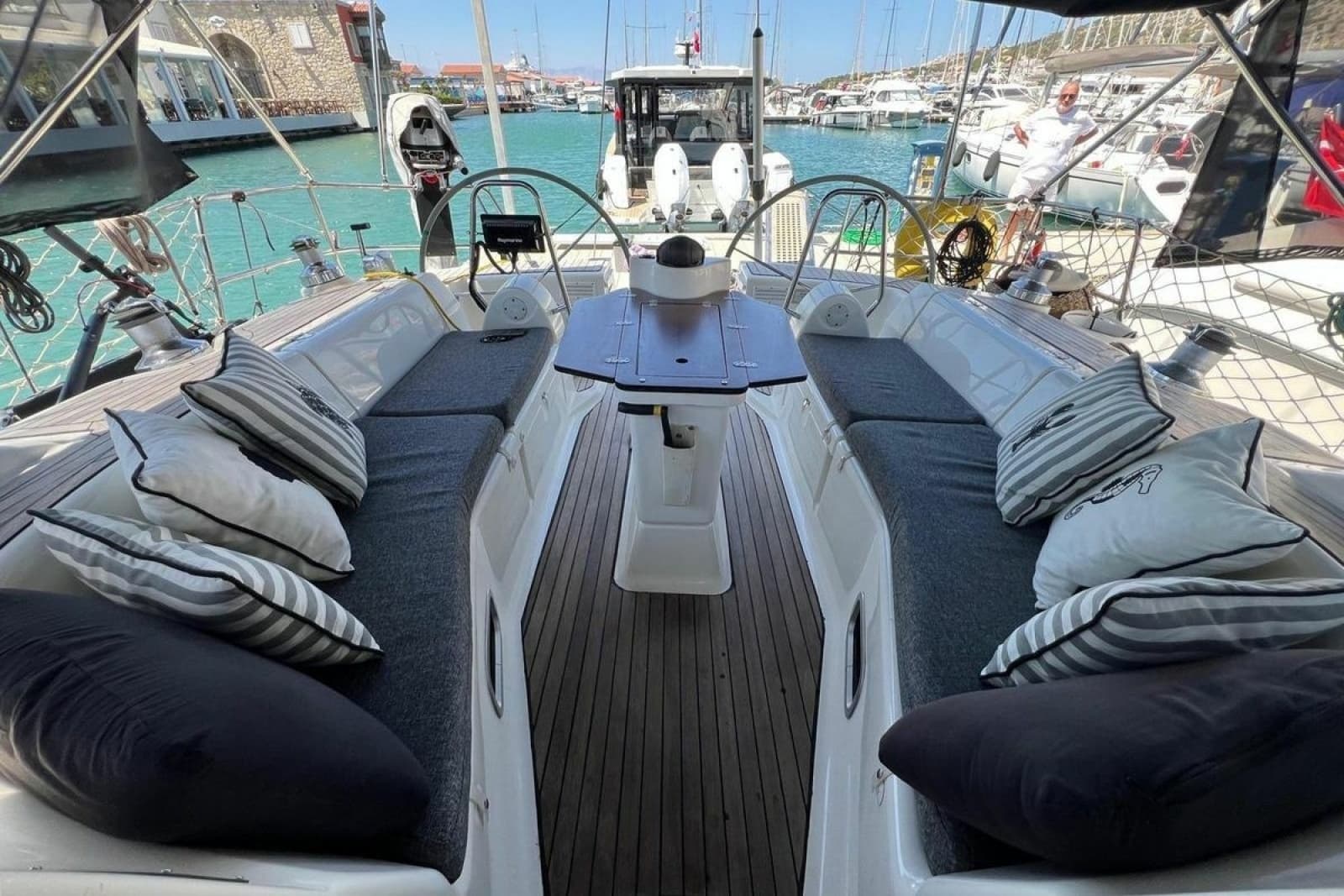 2007 Bavaria Vision 44