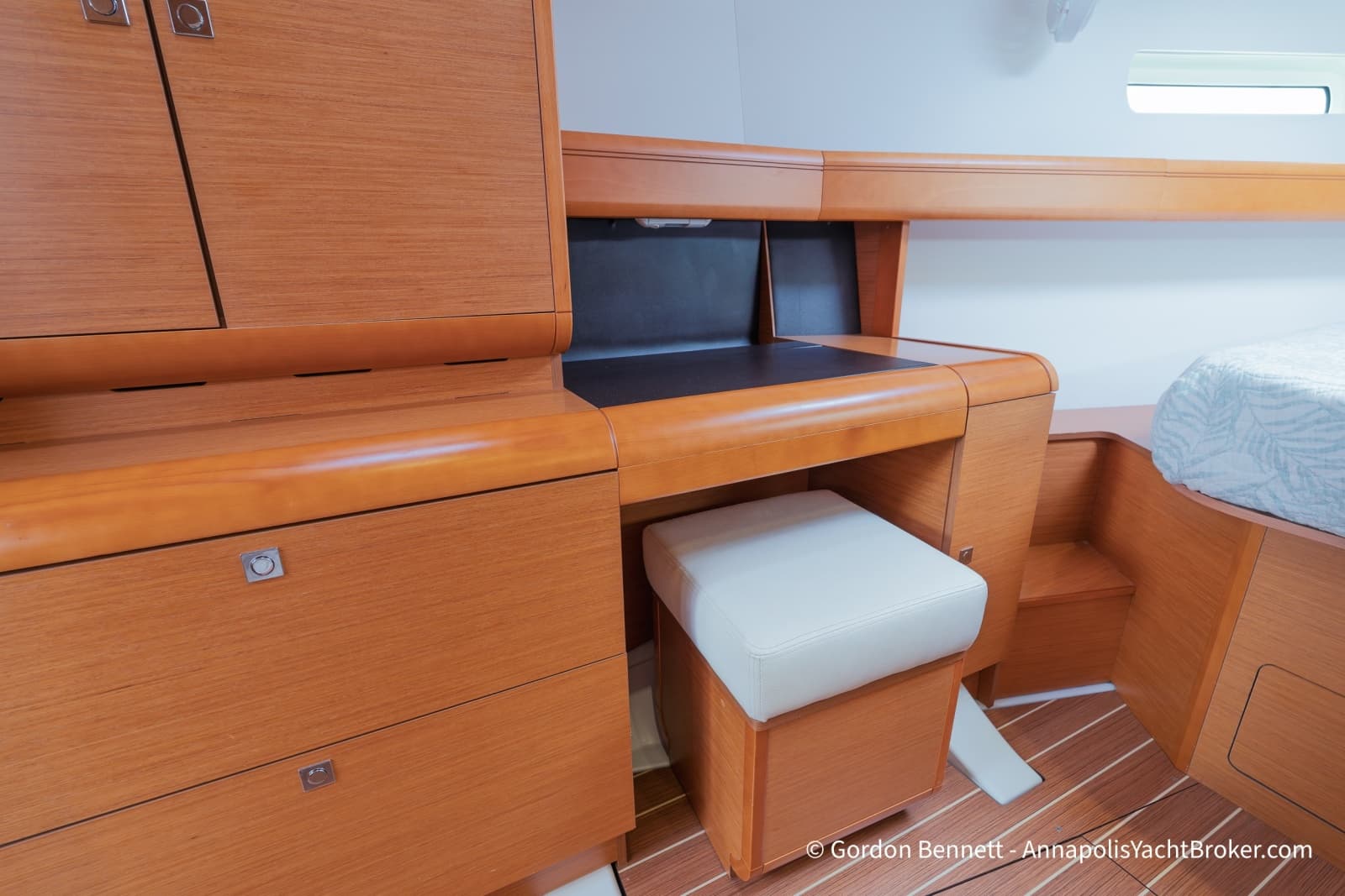 2015 Jeanneau Sun Odyssey 439