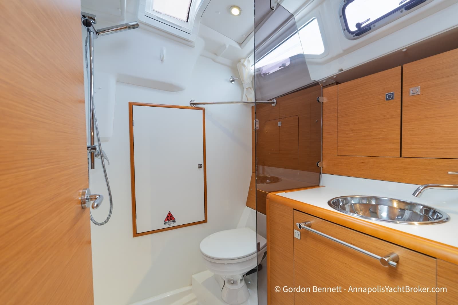 2015 Jeanneau Sun Odyssey 439