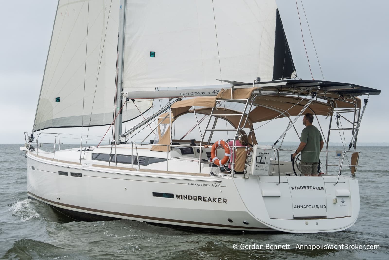 2015 Jeanneau Sun Odyssey 439