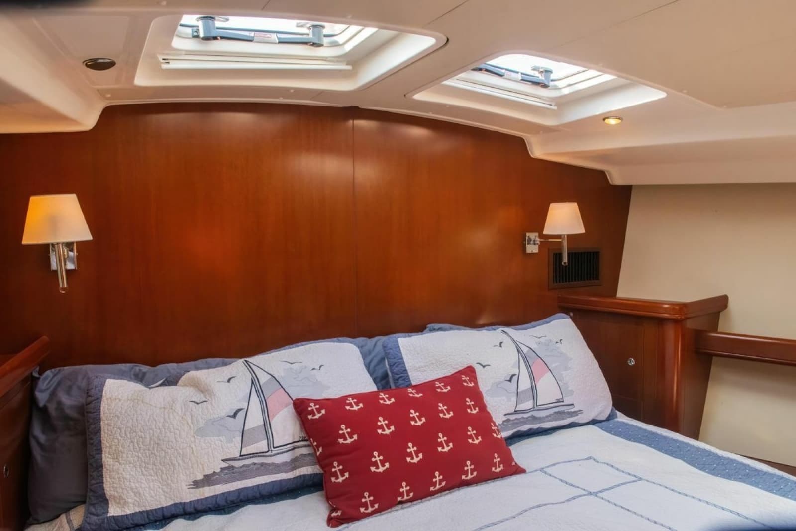 2007 Beneteau Oceanis 523