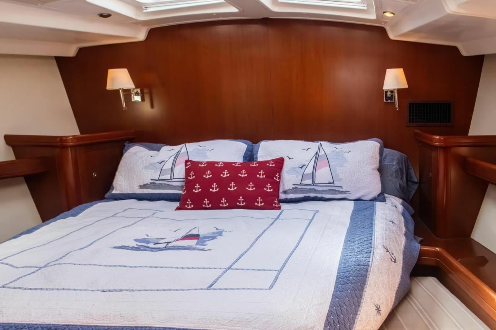 2007 Beneteau Oceanis 523