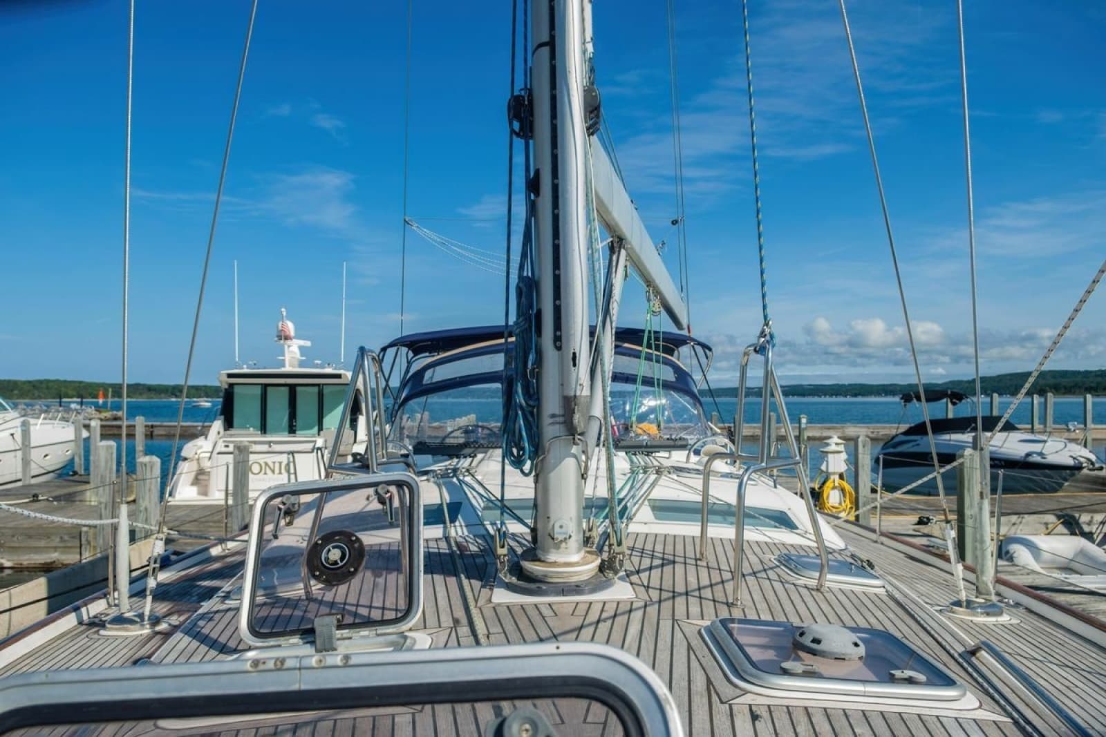 2007 Beneteau Oceanis 523