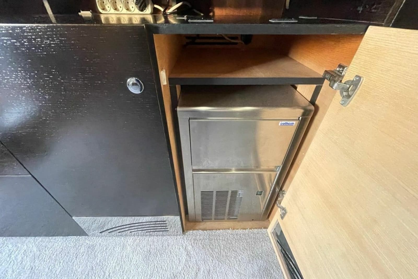 2007 Cranchi Atlantique 50
