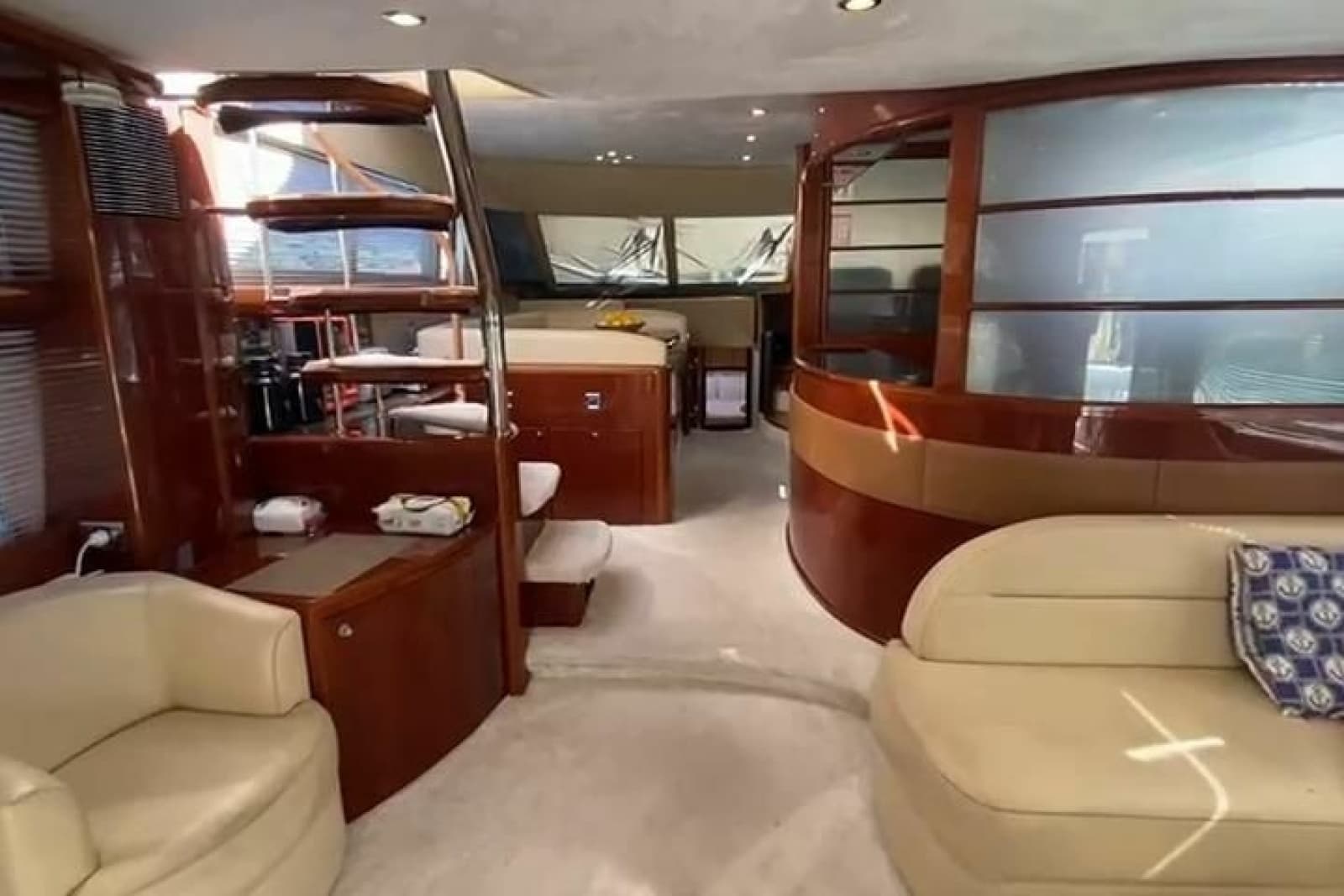 2007 Princess 21M
