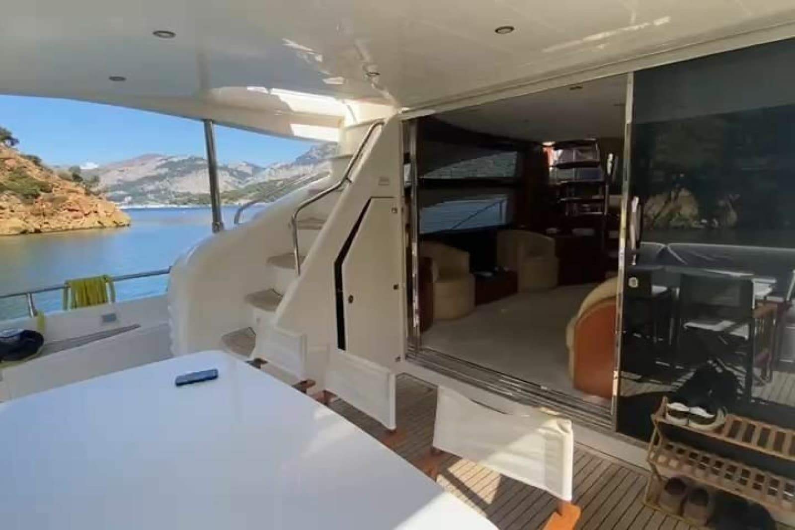 2007 Princess 21M