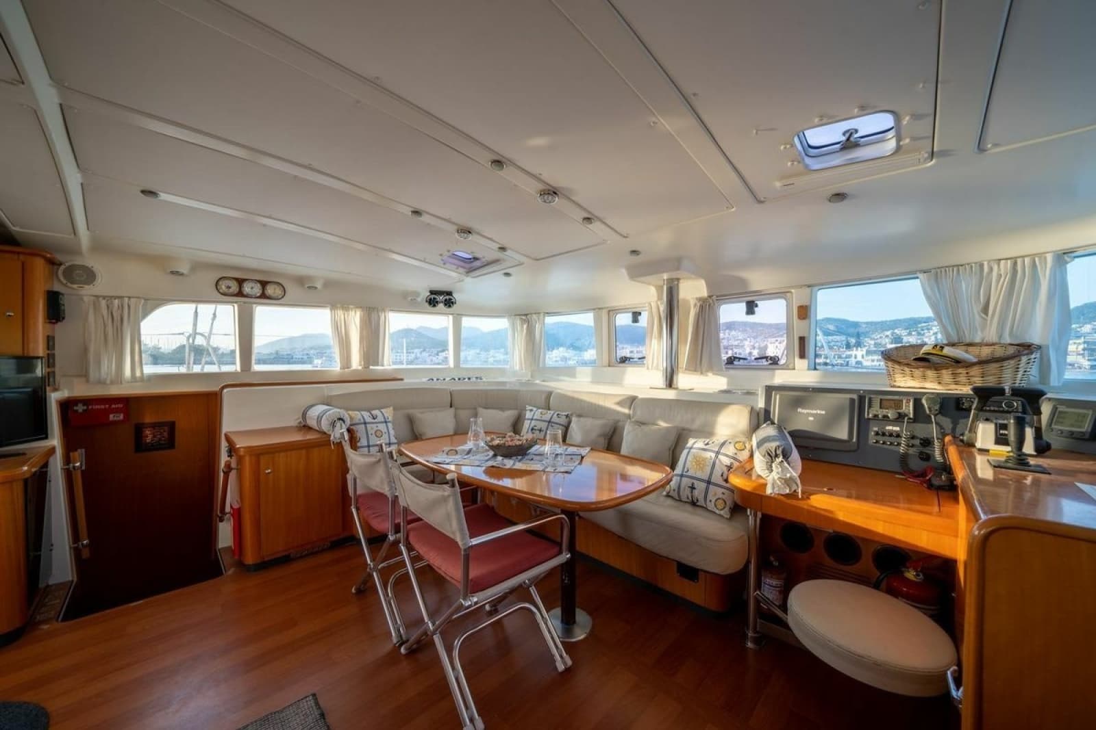 2005 Lagoon 440