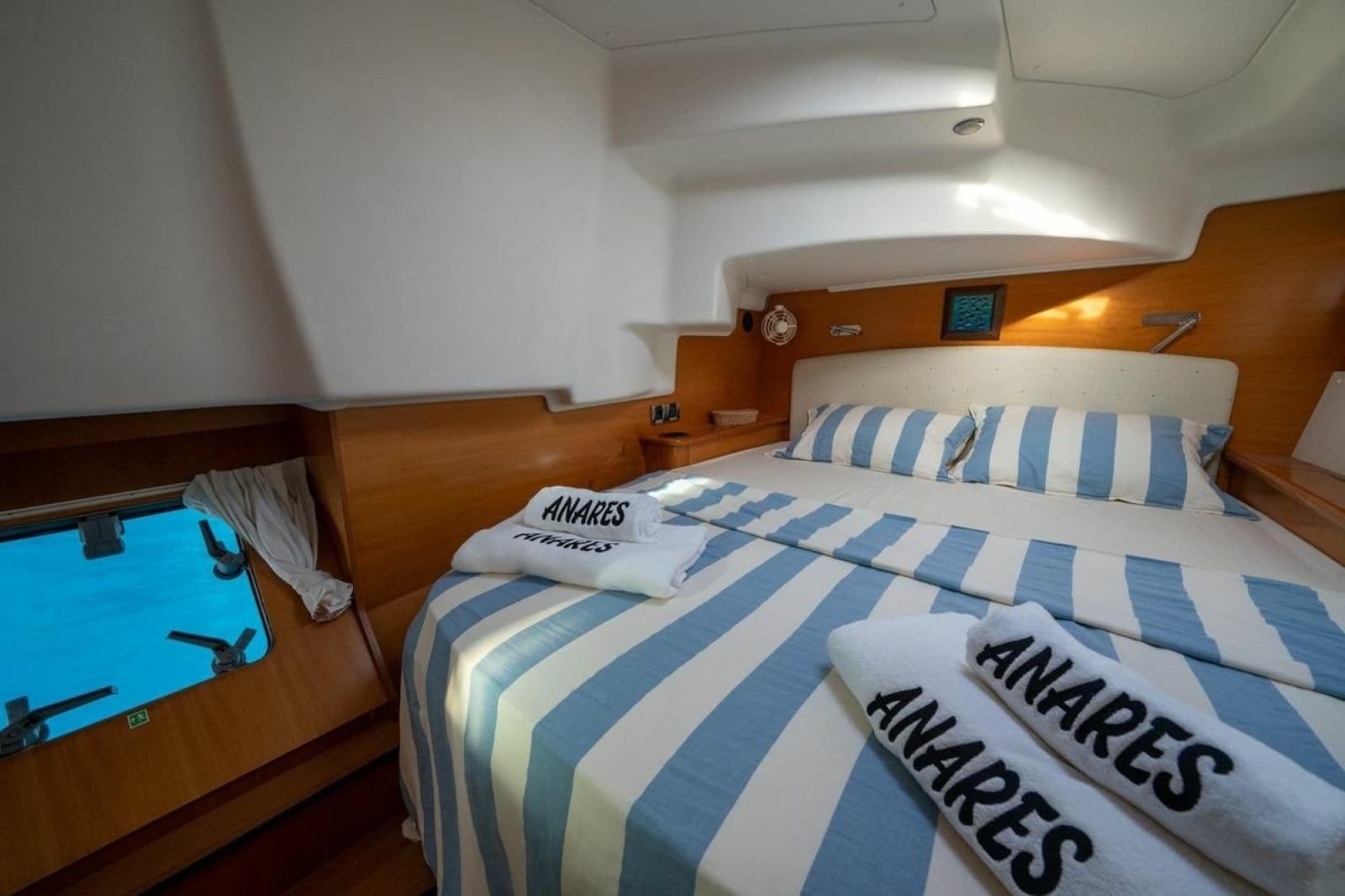 2005 Lagoon 440