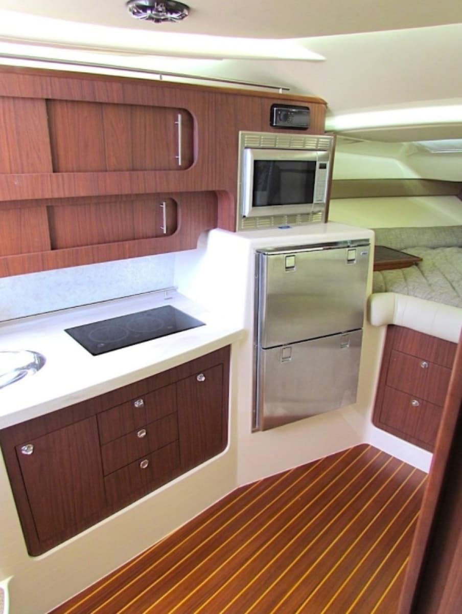 2019 Grady-White 370 Express