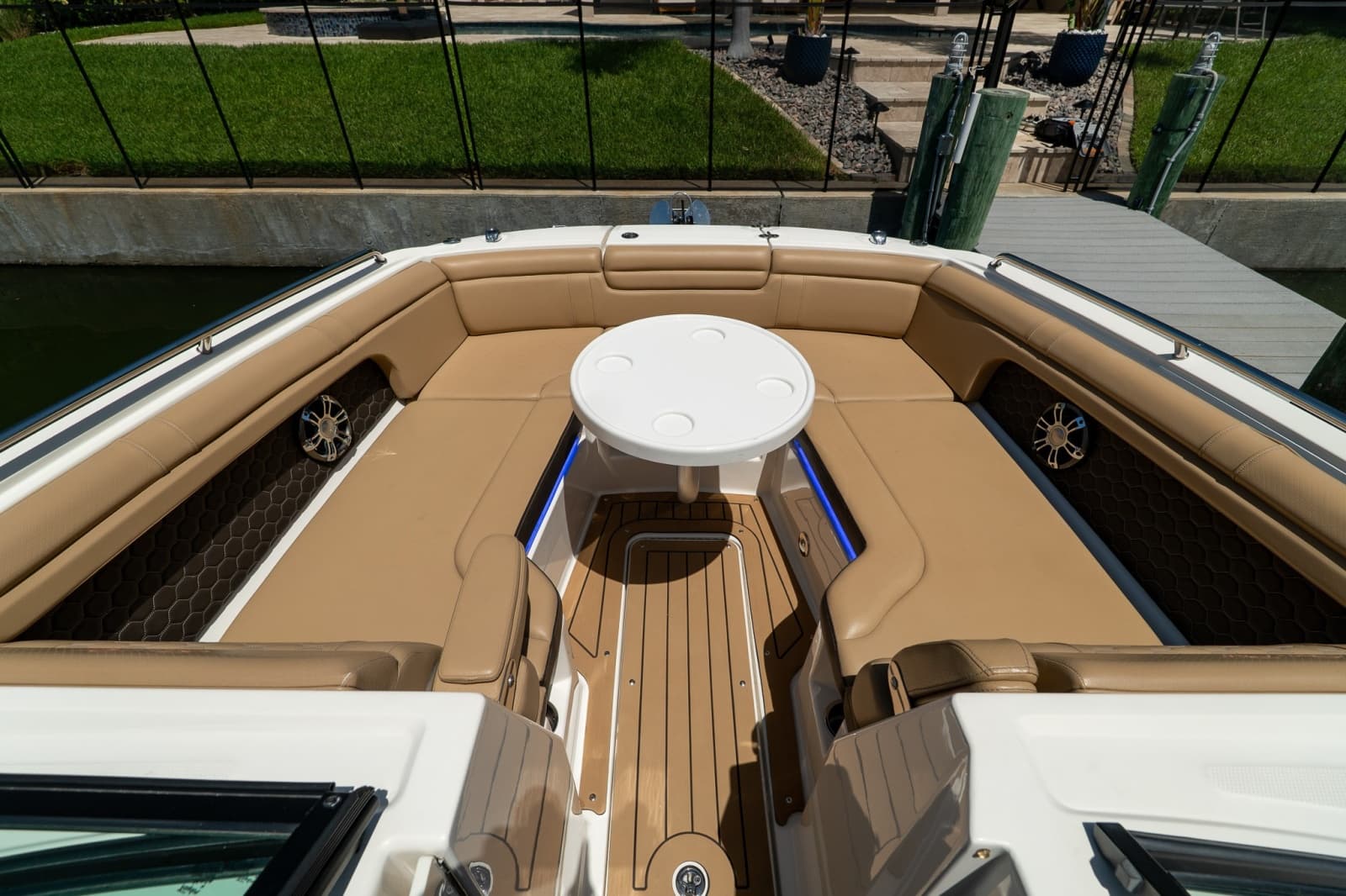 2022 Sea Ray SDX 290