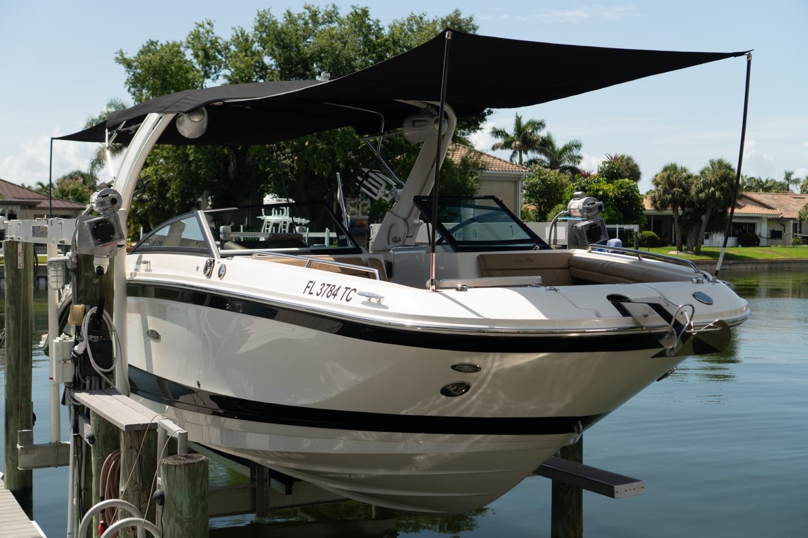 2022 Sea Ray SDX 290