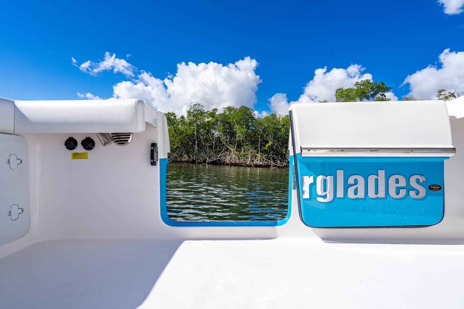 2019 Everglades 355 Center Console