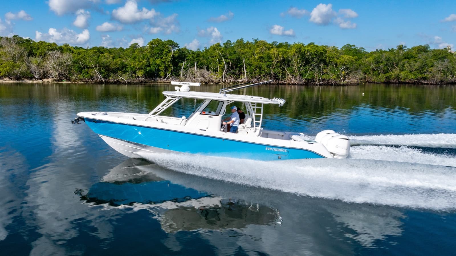 2019 Everglades 355 Center Console
