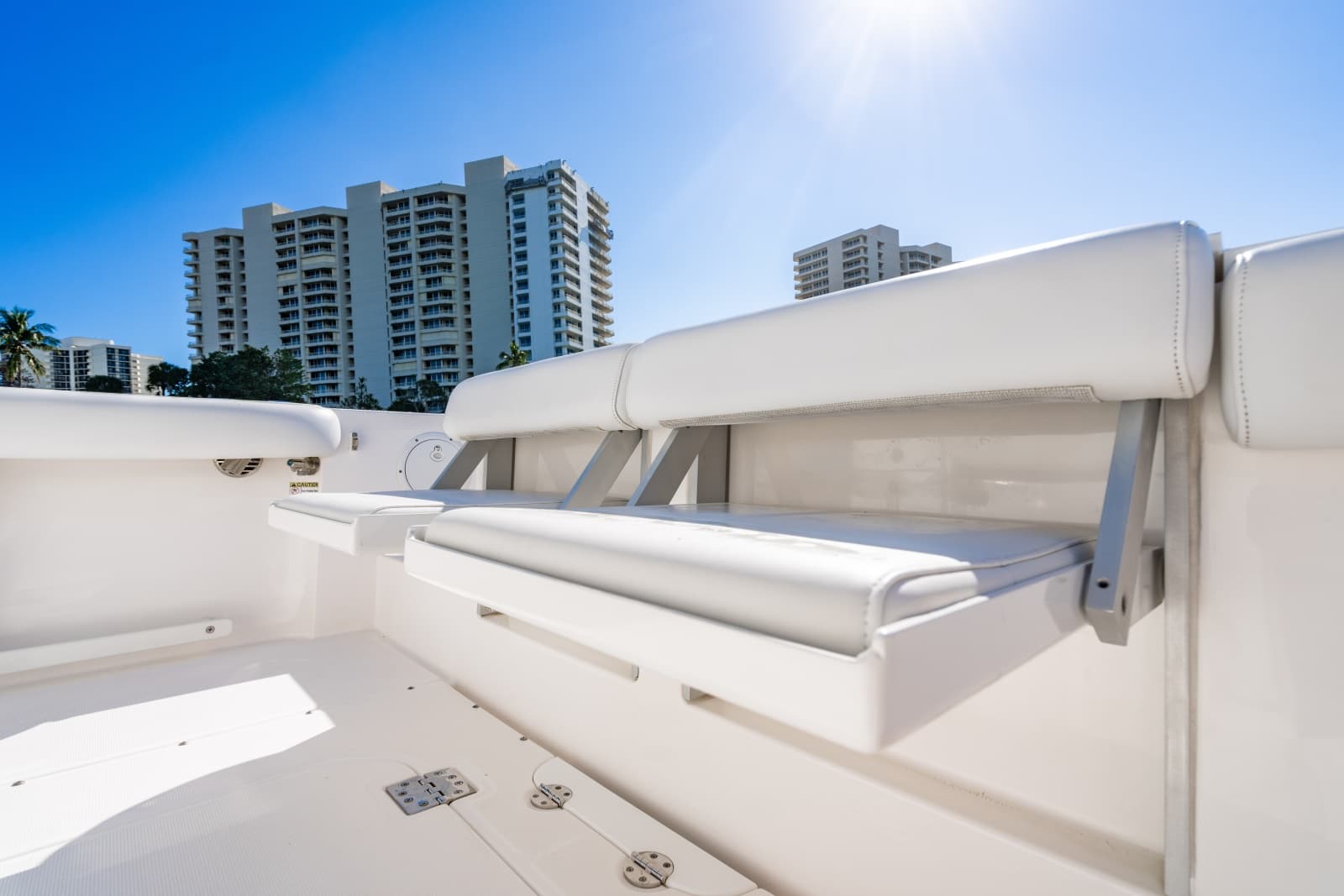 2019 Everglades 355 Center Console