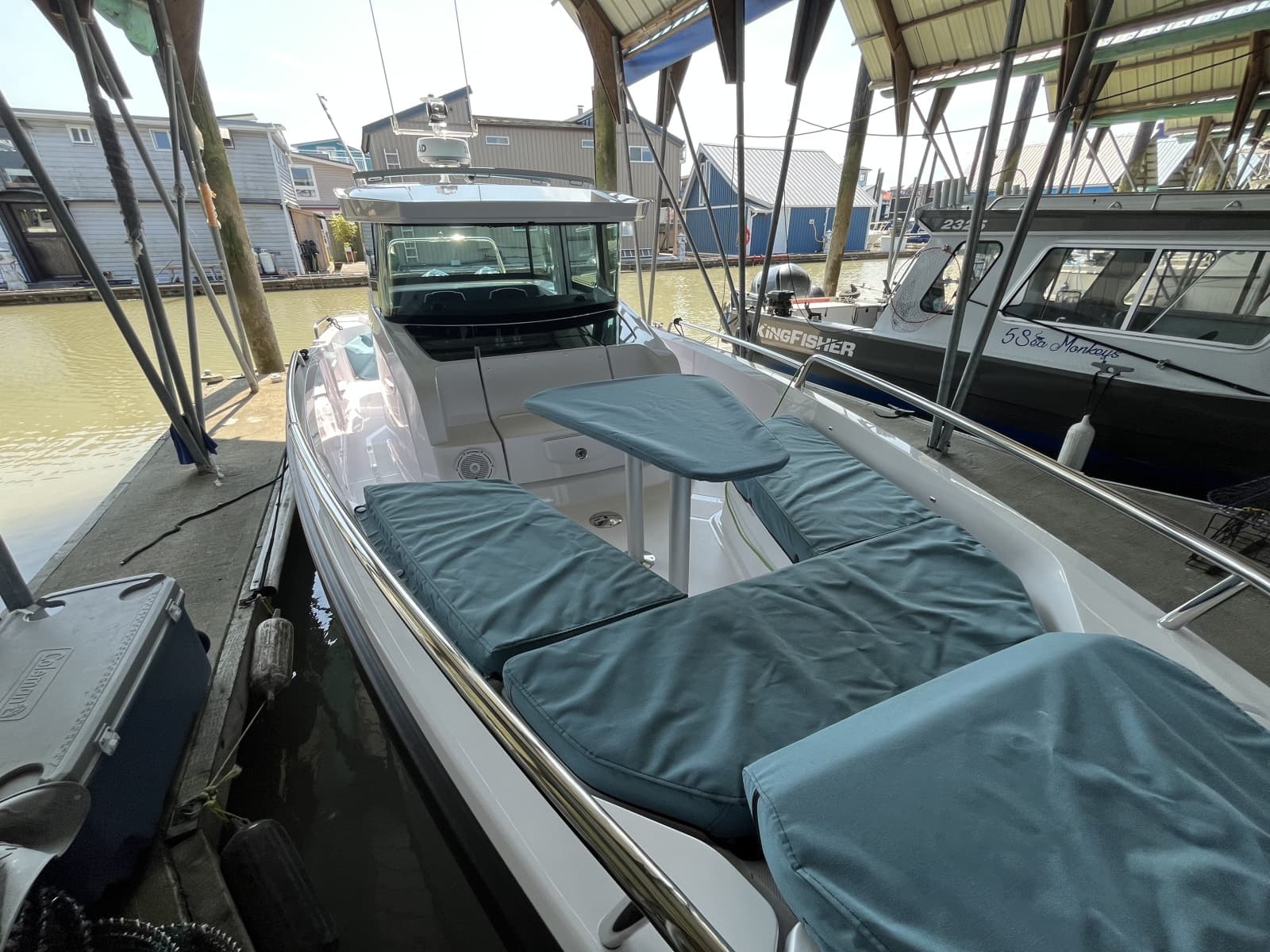 2025 Axopar 29 Cross Cabin XC