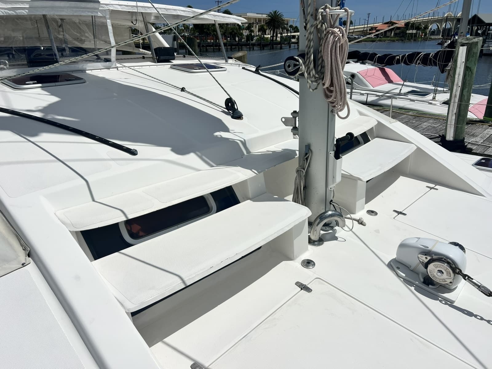 2008 Admiral 40 Cruiser