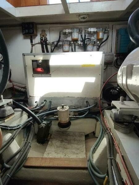 1996 Grand Banks Eastbay 40 Flybridge