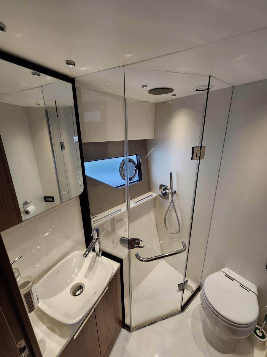 2023 Sunseeker 55 Predator EVO