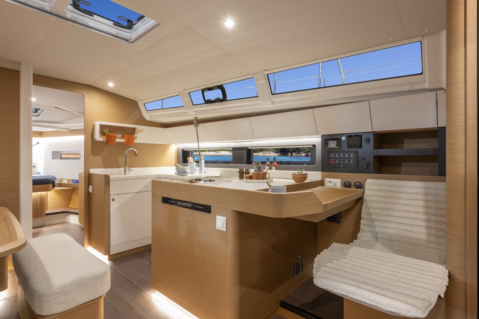 2027 Jeanneau SO 455