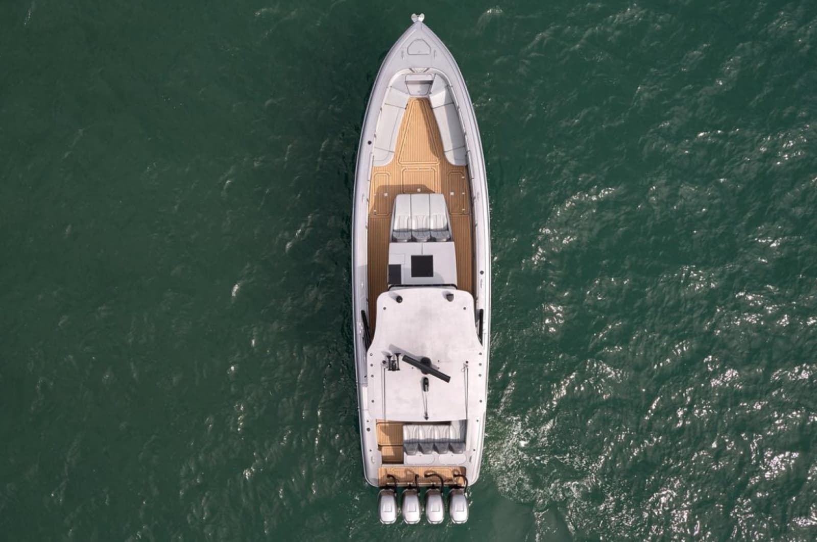2019 Midnight Express 43