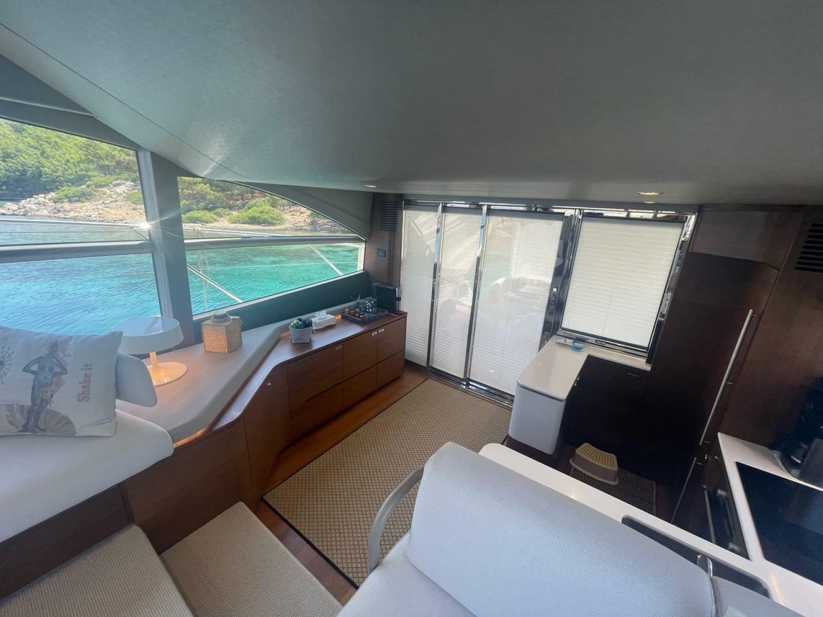 2019 Princess F55