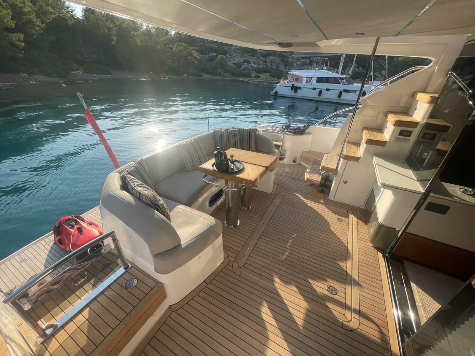 2019 Princess F55