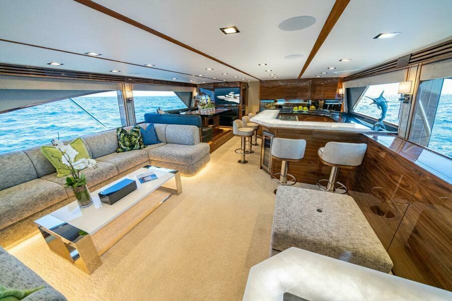 Viking 90 Sky Bridge - Salon