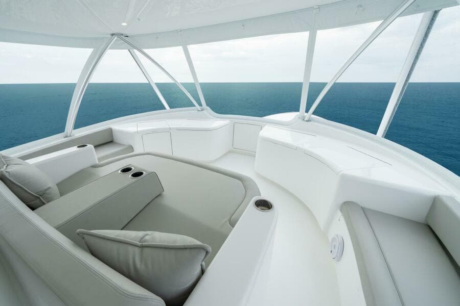 Viking 82 Convertible - Helm