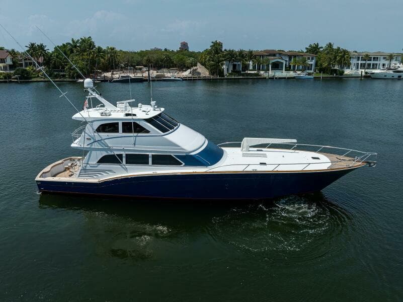 2004 Sea Force IX 82 Enclosed Bridge