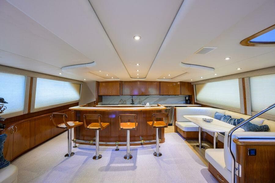 2004 Sea Force IX 82 Enclosed Bridge