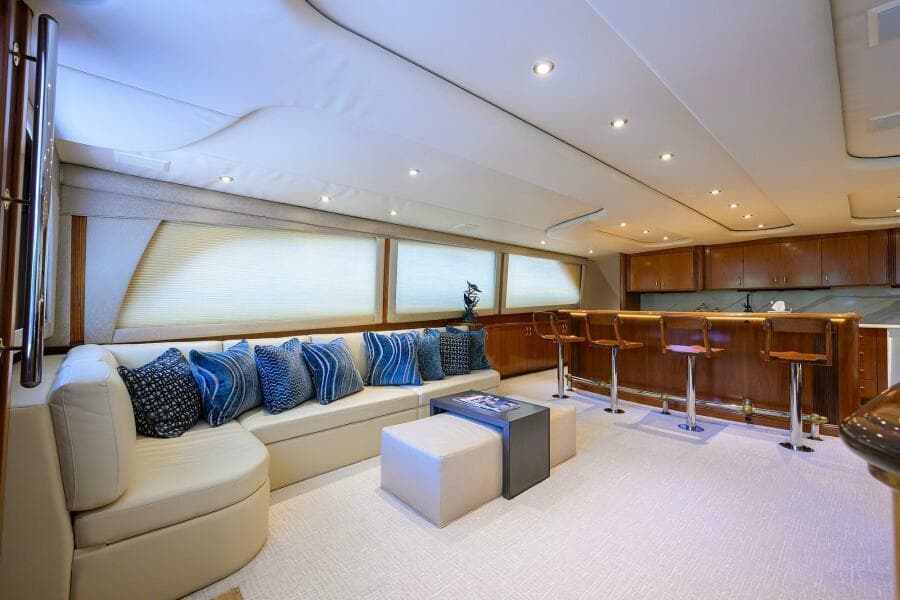 2004 Sea Force IX 82 Enclosed Bridge
