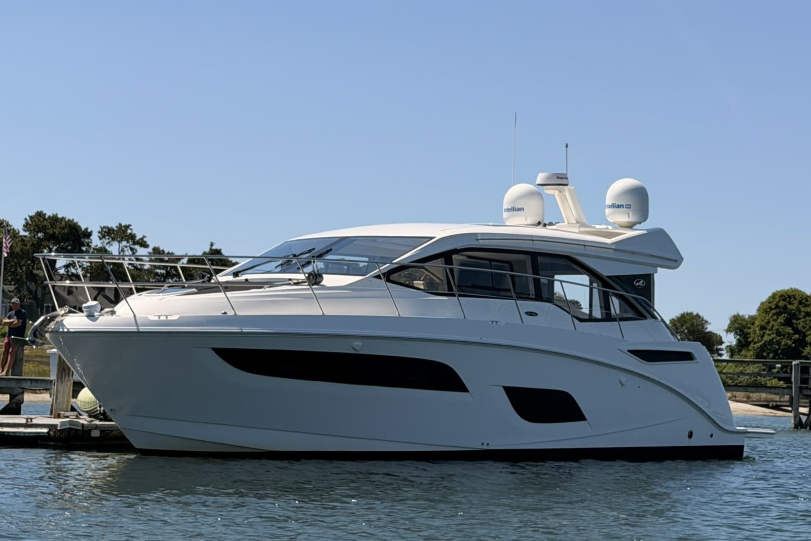 2017 Sea Ray 460 Sundancer