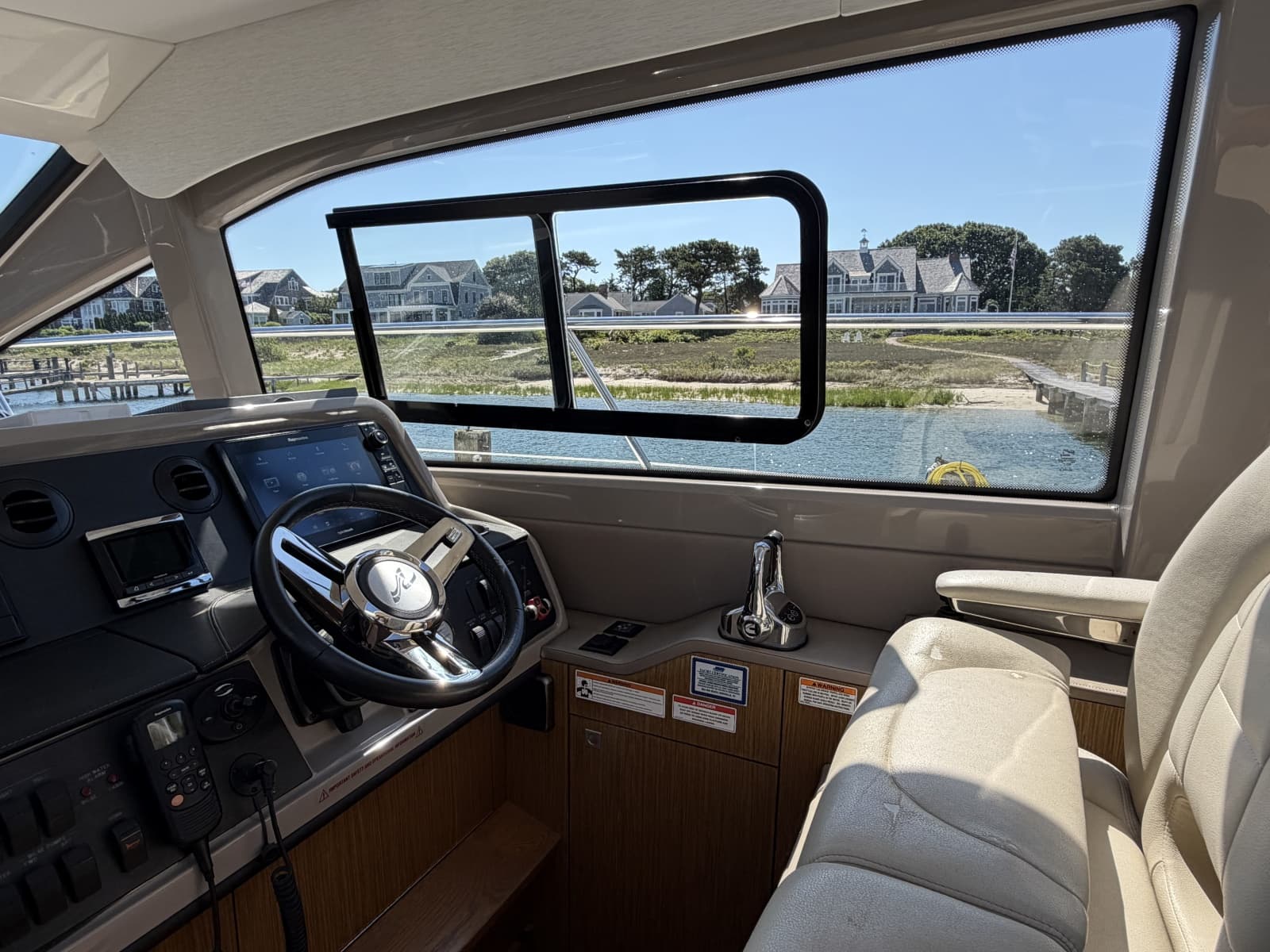 2017 Sea Ray 460 Sundancer