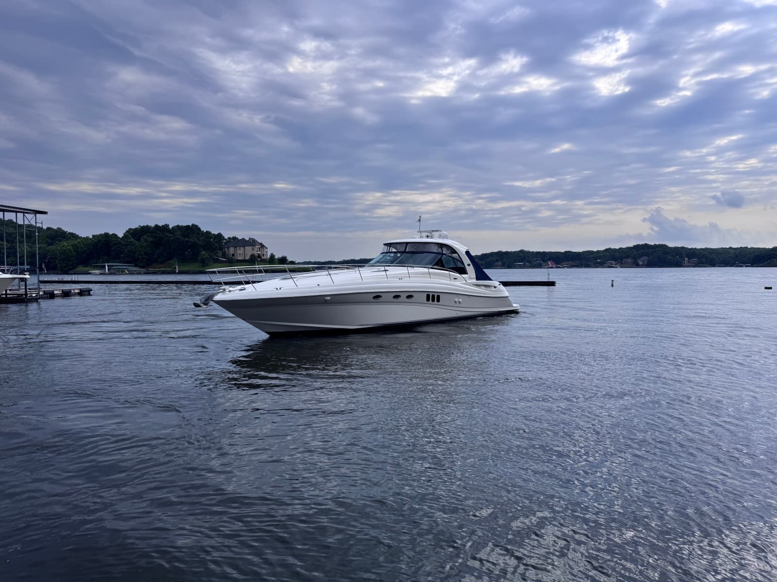 2007 Sea Ray 52 SUNDANCER