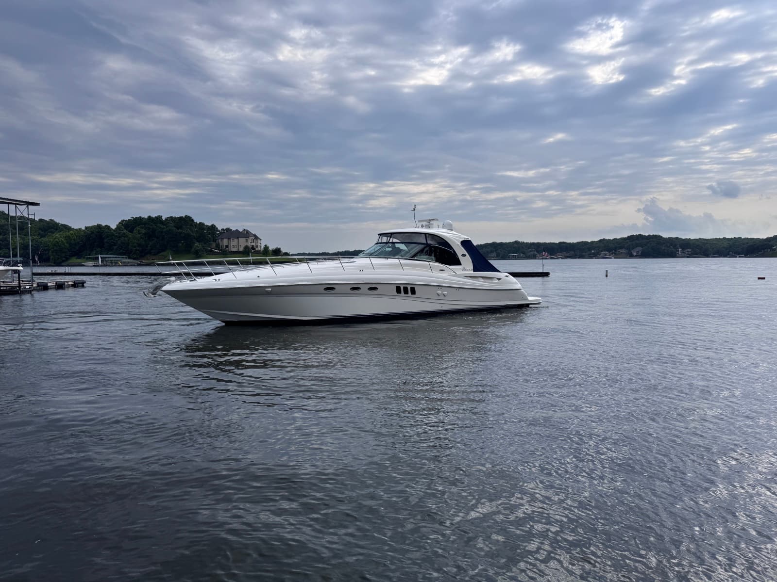 2007 Sea Ray 52 SUNDANCER