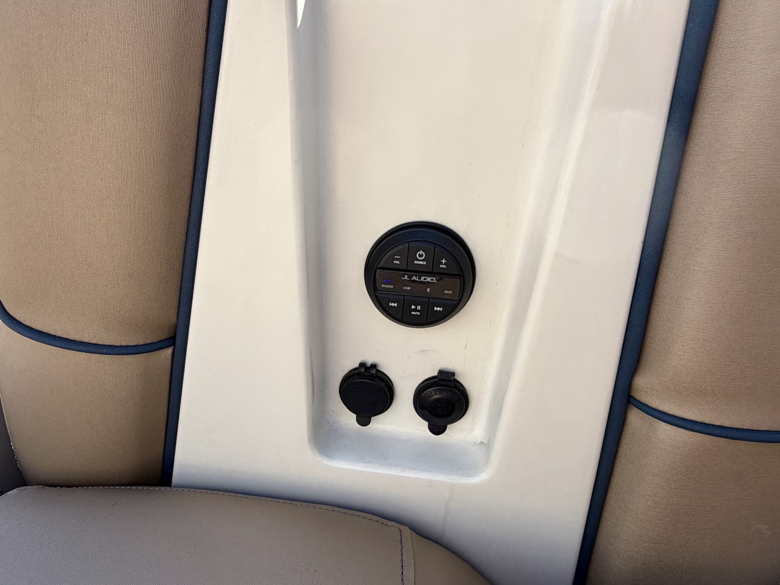 2019 Harris Crowne 250 SL Tritoon