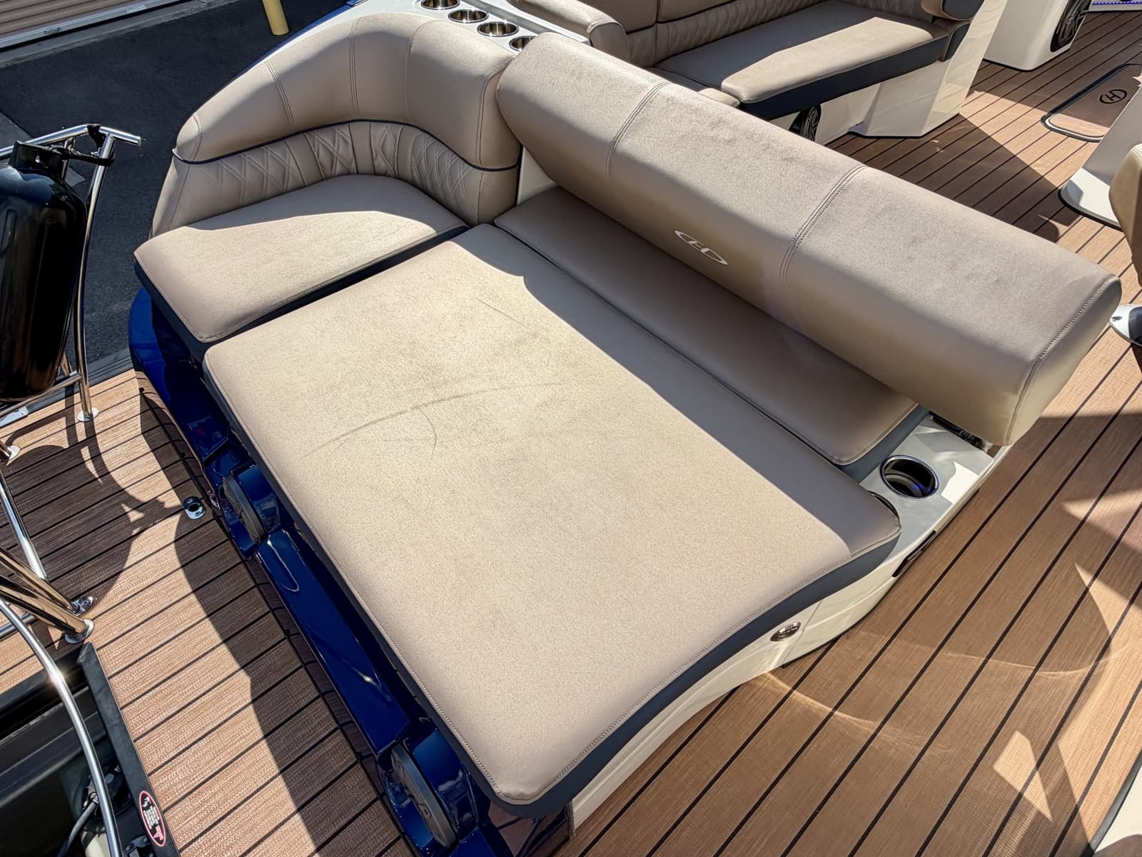2019 Harris Crowne 250 SL Tritoon