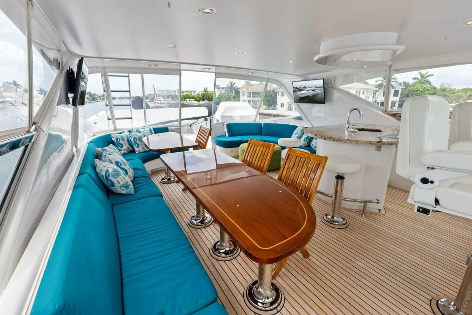 2007 Hatteras 