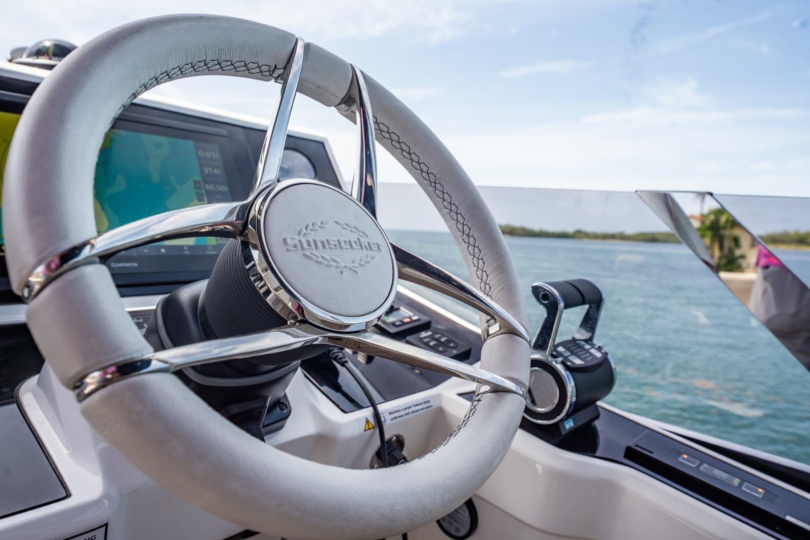2025 Sunseeker 76 Yacht