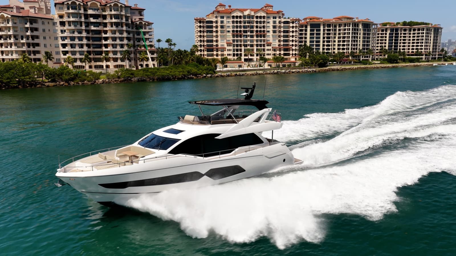2025 Sunseeker 76 Yacht