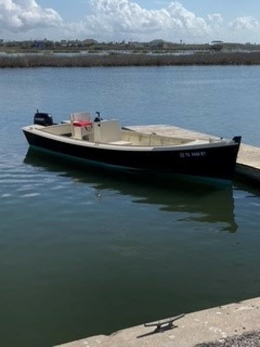 2022 Classic Point Comfort 23