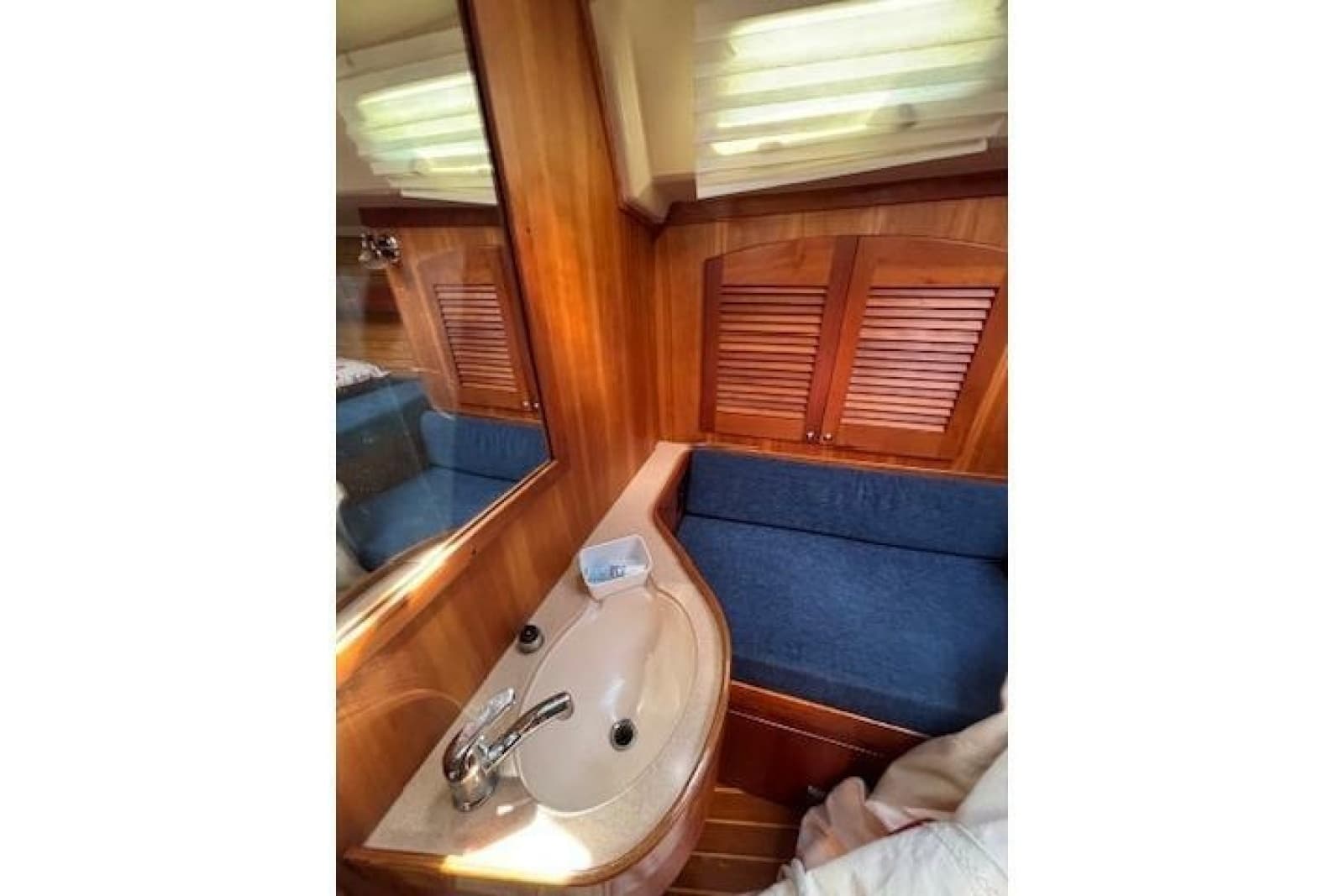 2000 Sabre 402