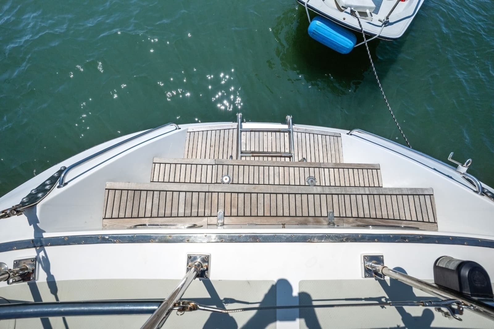 2005 Hylas 54