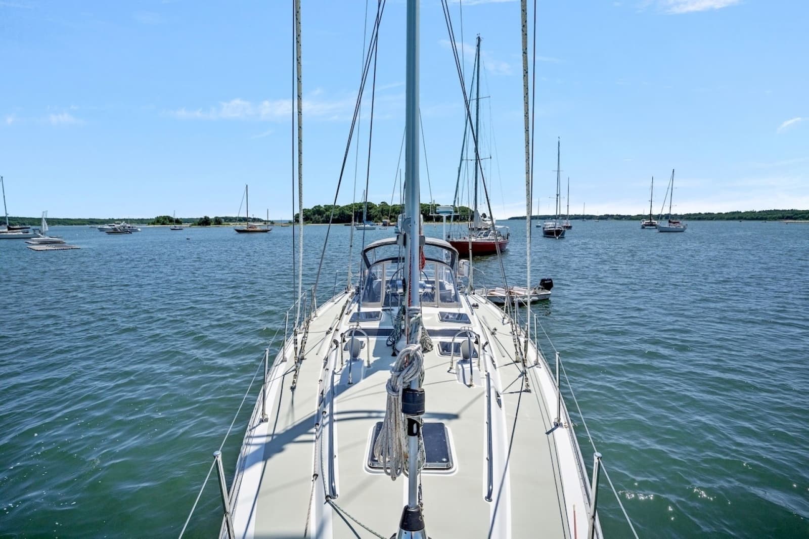 2005 Hylas 54