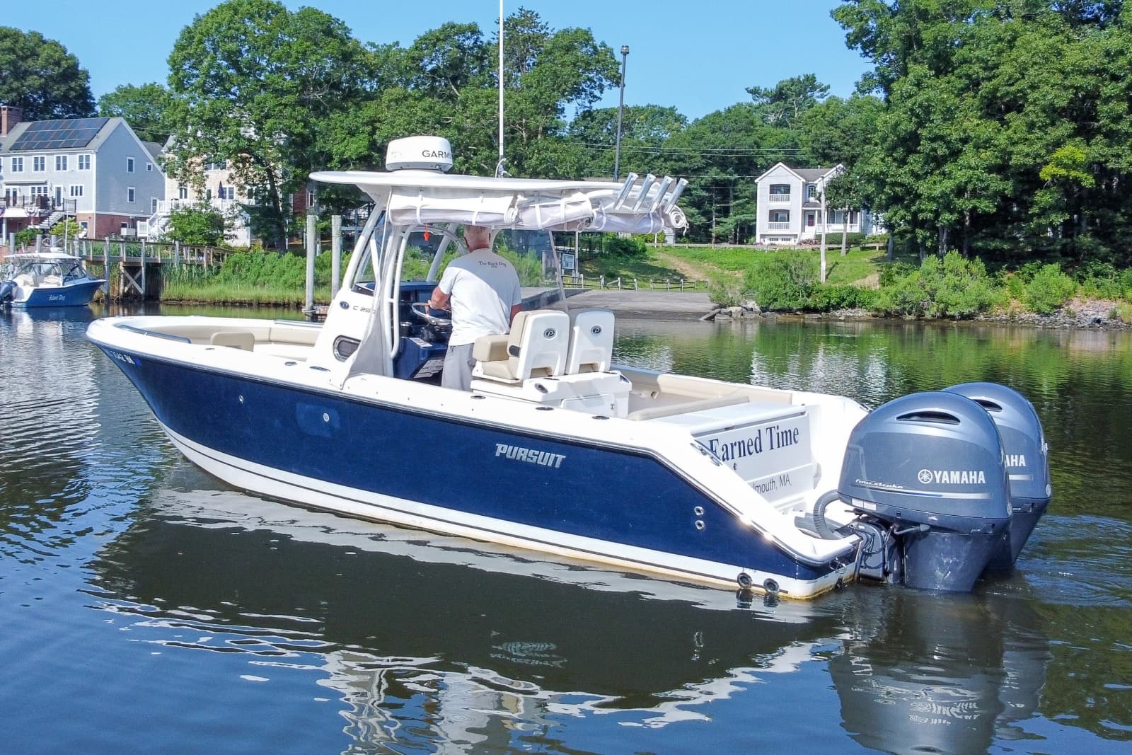 2018 Pursuit C 260