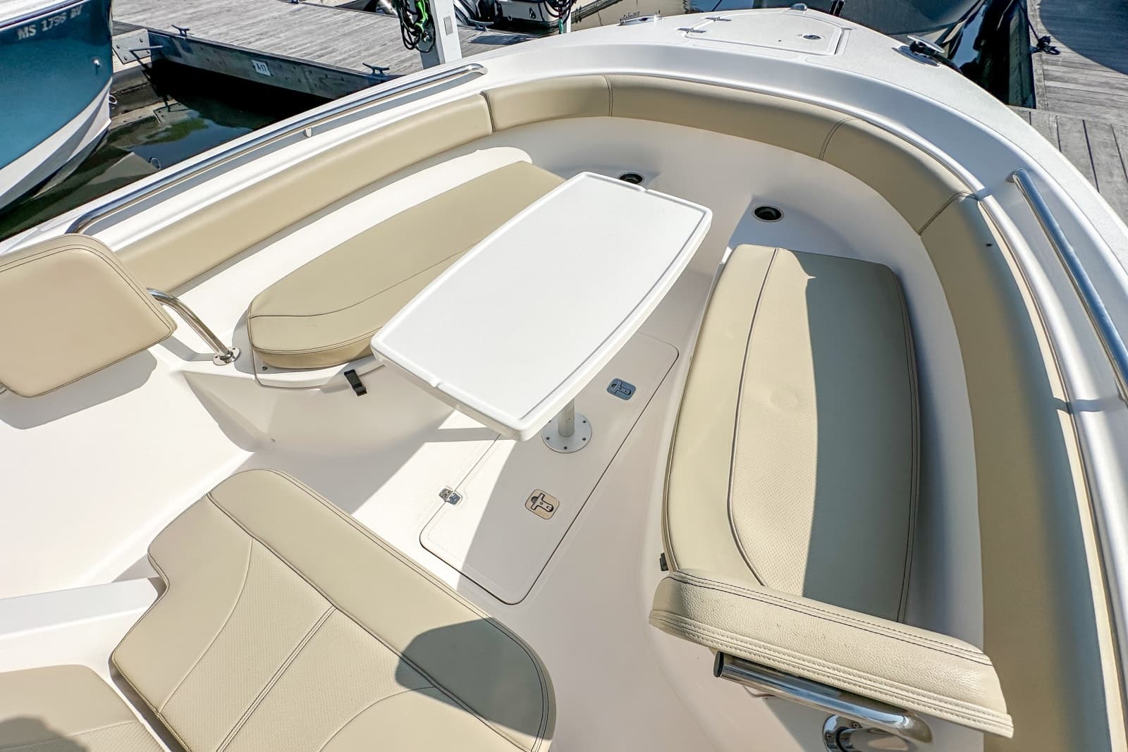 2018 Pursuit C 260
