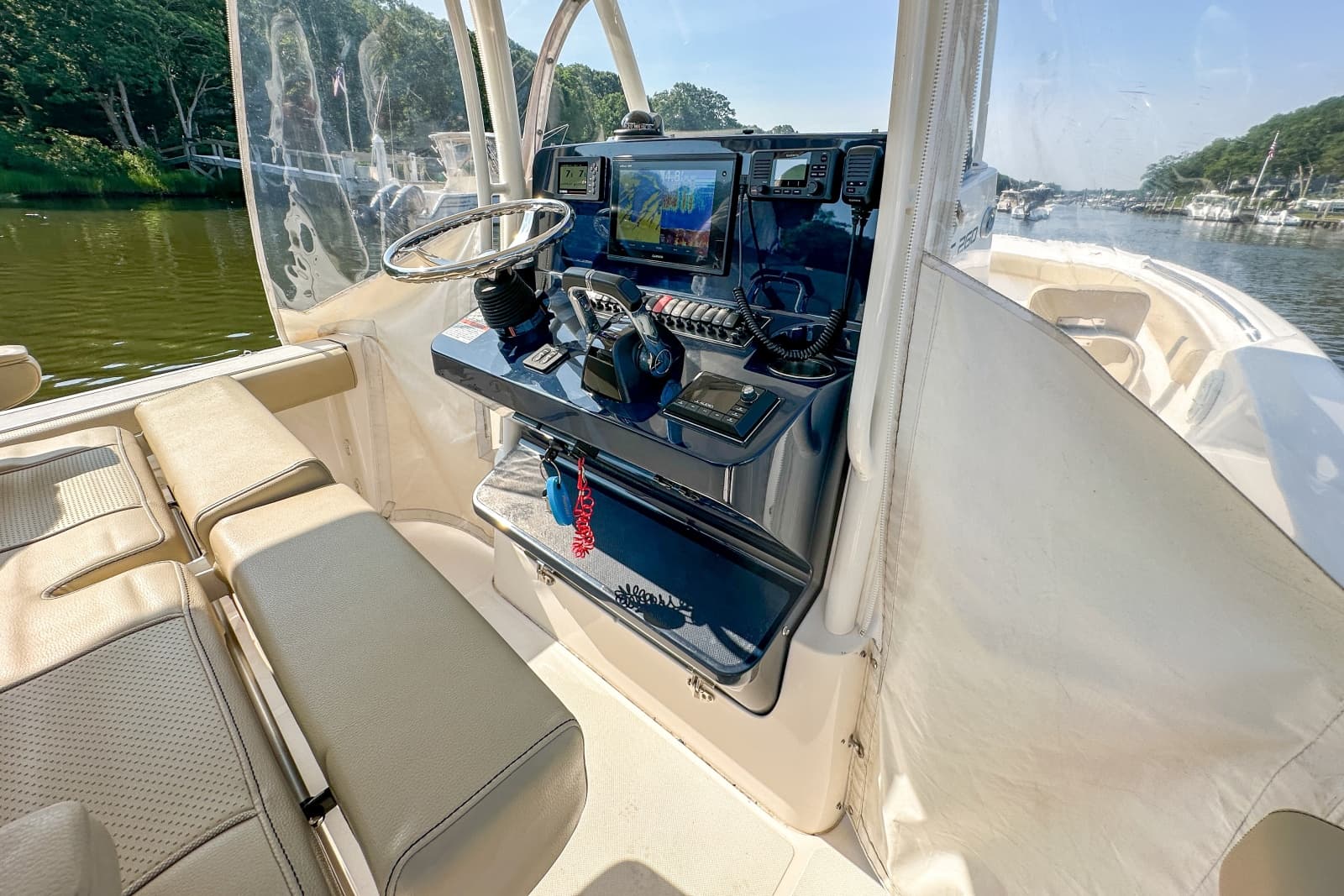 2018 Pursuit C 260