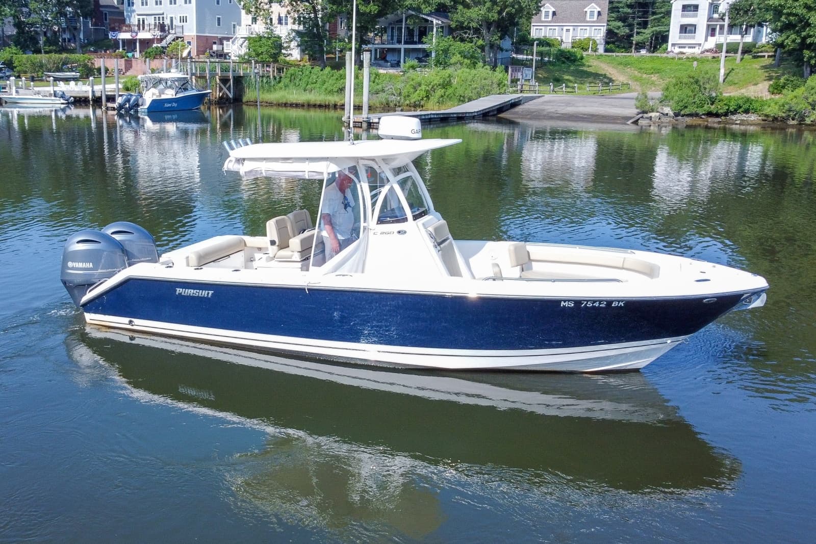 2018 Pursuit C 260