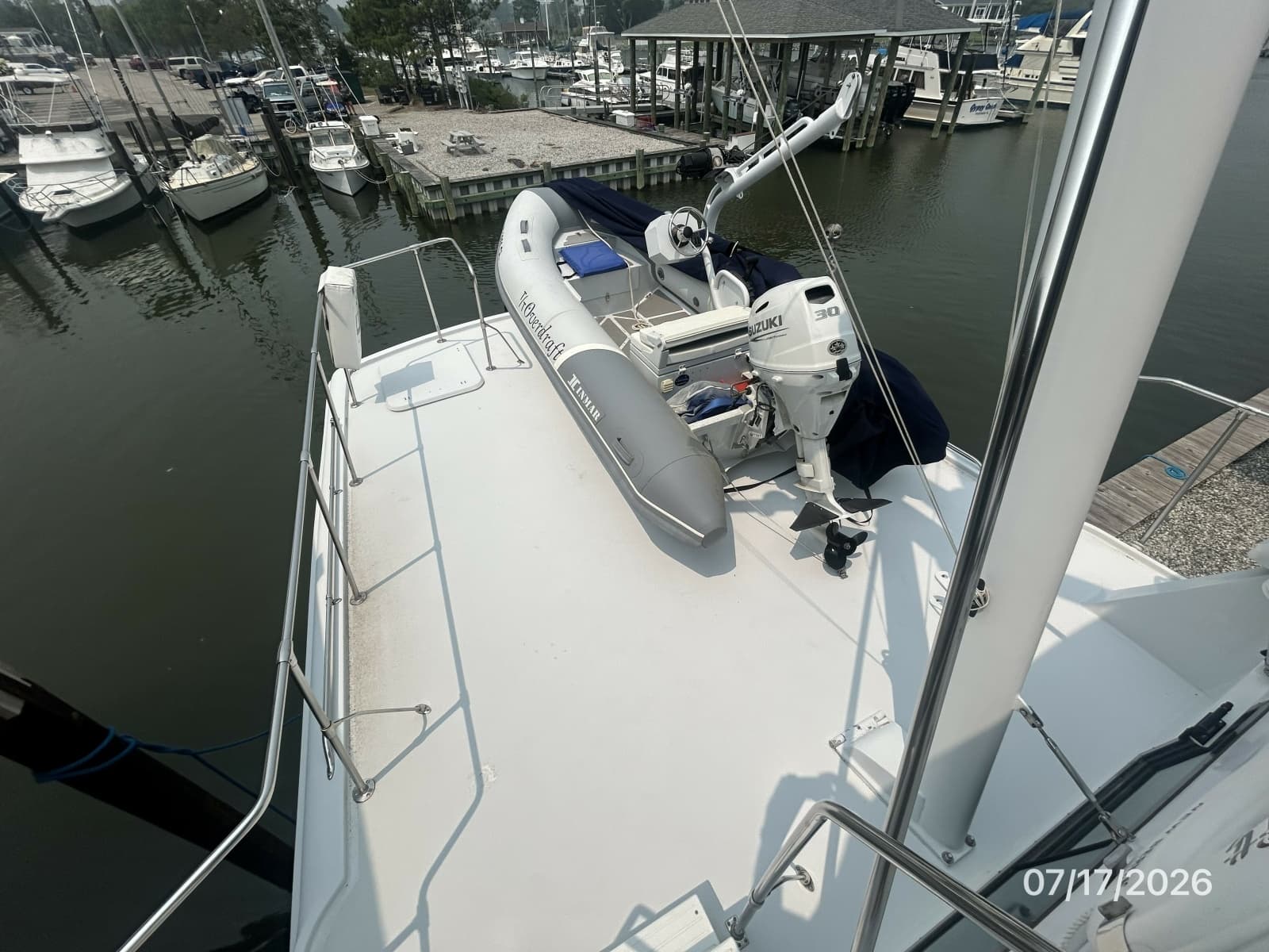48' Hatteras tender deck aft
